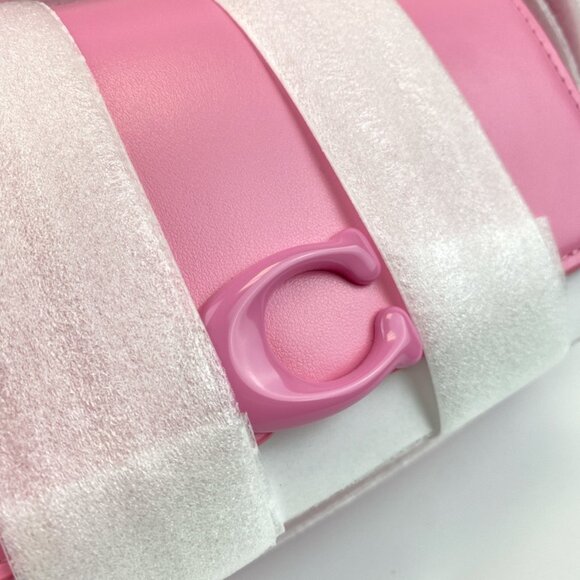 Coach CR521 Mono Bandit Leather Crossbody in Vivid Pink - Picture 2 of 12